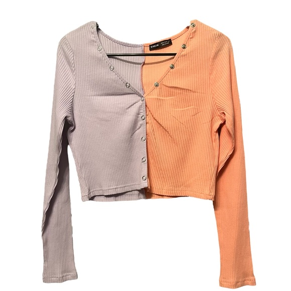 New SHEIN Women’s Two-Tone Peach Purple Long Sleeve Crop Top Size Medium - Picture 1 of 4
